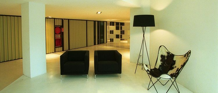Hotel Ciutat イグアラダ エクステリア 写真