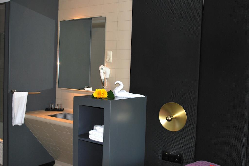 Hotel Ciutat イグアラダ 部屋 写真