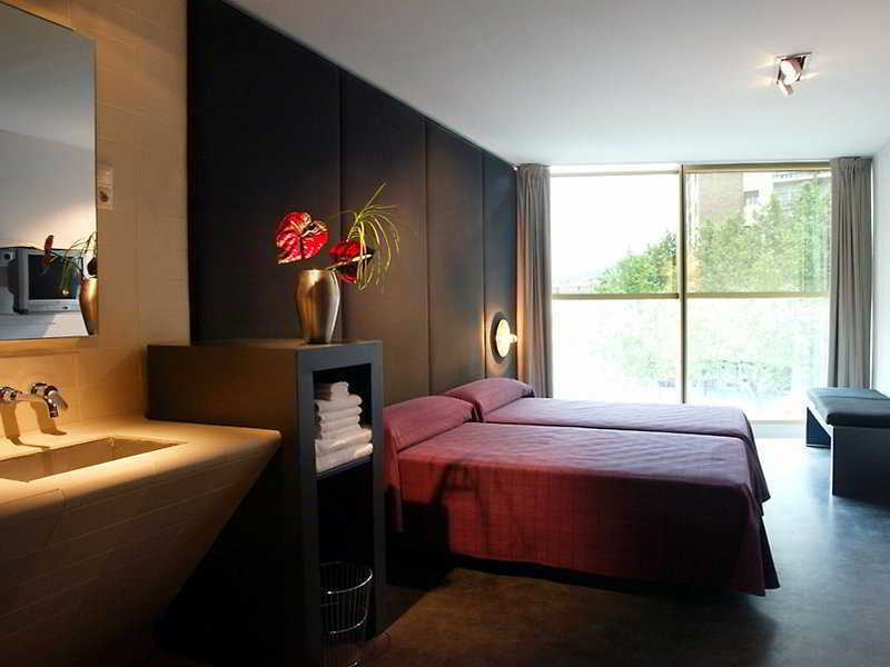 Hotel Ciutat イグアラダ エクステリア 写真